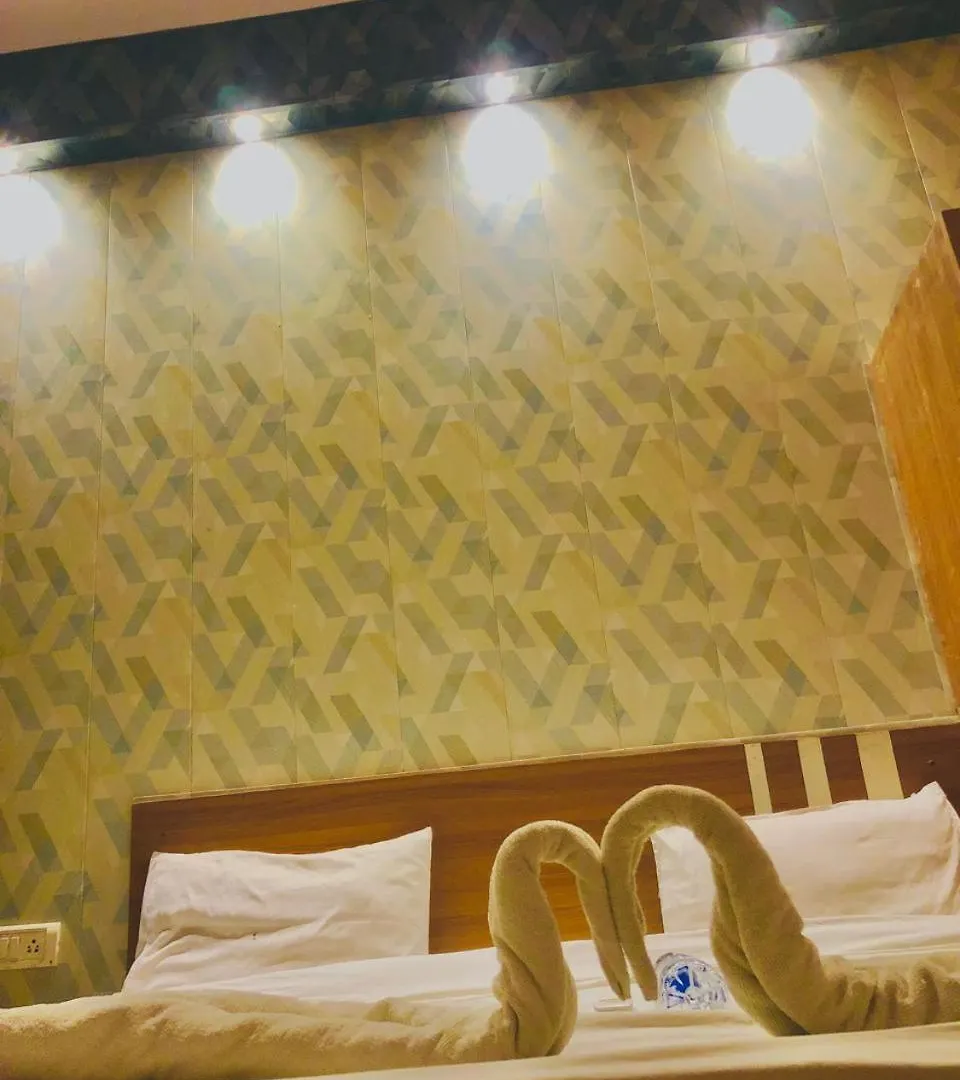 Diamond Divine Rooms A Family Homestay Agra