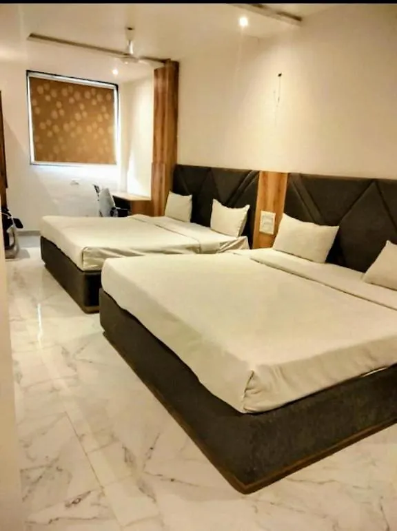 Diamond Divine Rooms A Family Homestay Agra  India
